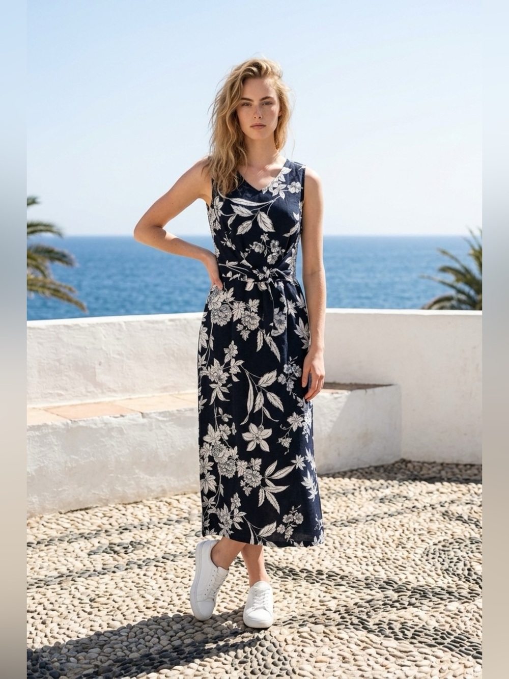 Tommy Bahama Black and White Floral Sleeveless Maxi Dress with Tie Waist size 10 - Picture 2 of 12